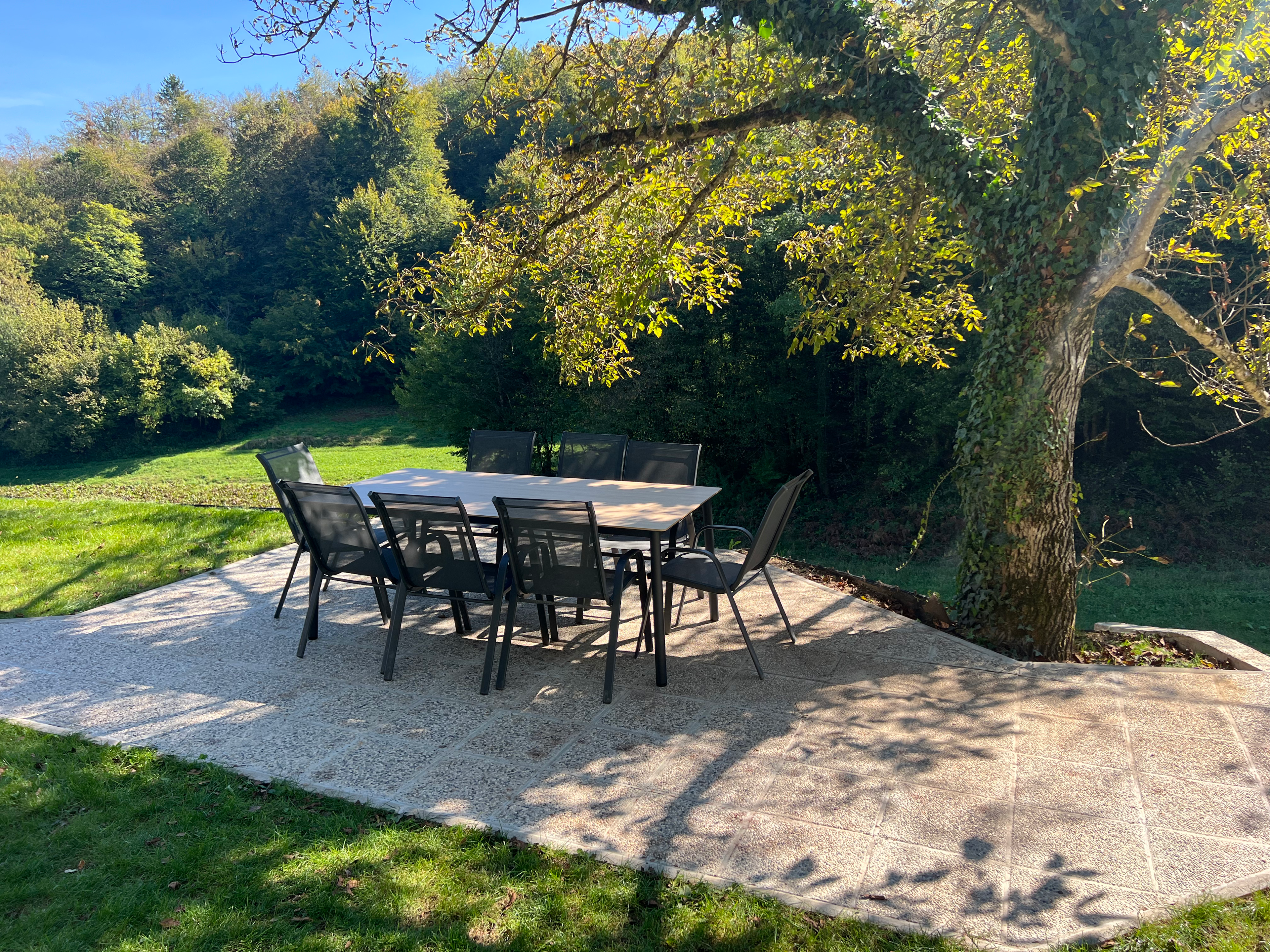 Terrace under the walnut tree
